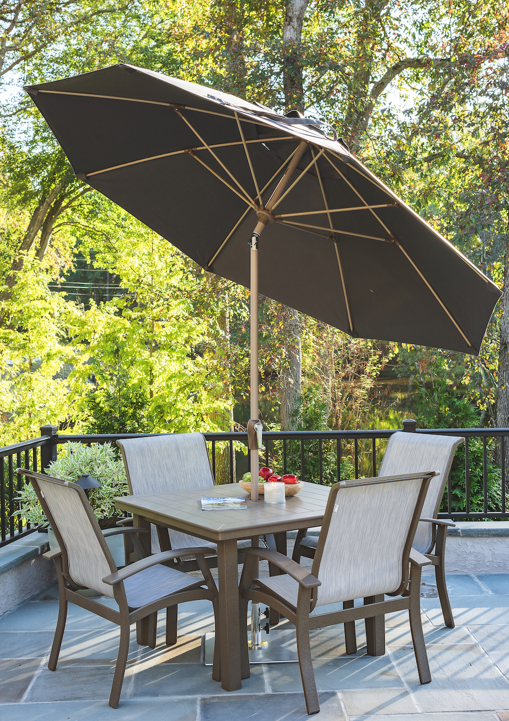 Patio Umbrella Buying Guide - Everything You Need to Know - Curran